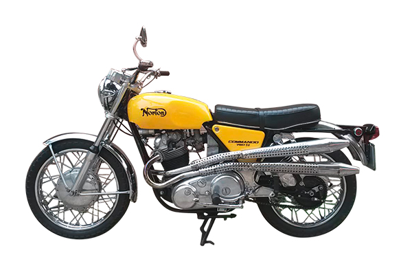 Norton Commando  750 “S”